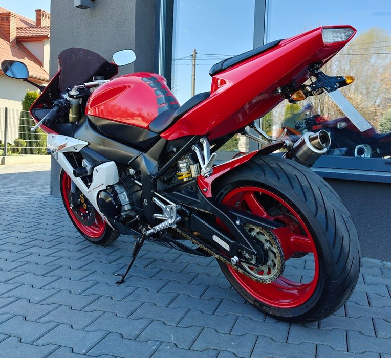 Yamaha YZF - R1  RN 09 Raty Transport