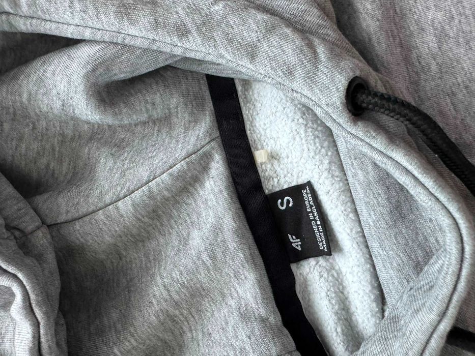 4F bluza z kapturem dopasowana z kapturem s m