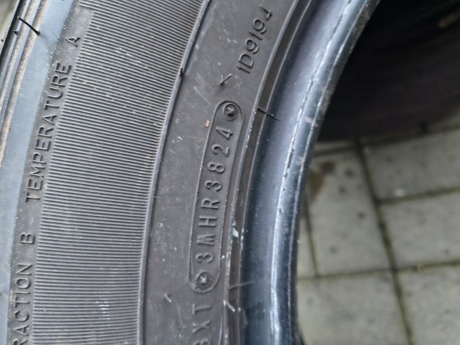 Opony letnie 265/60/18 24r Dunlop