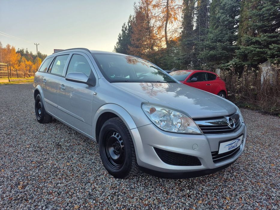 Opel Astra Bezwypadkowy_Klima_Serwis_Możliwa_Zamiana