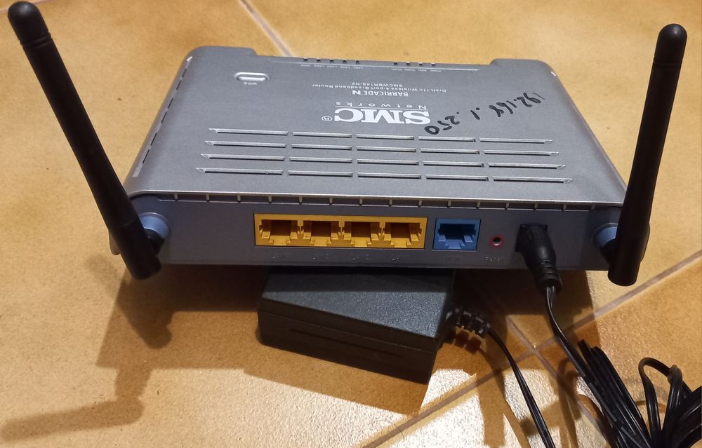 SMC modem com router e wifi
