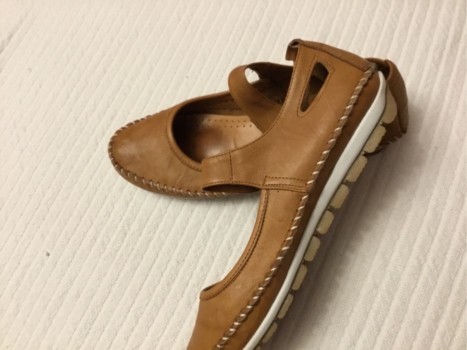 Buty letnie super wygodne rozm. 39 stan dobry