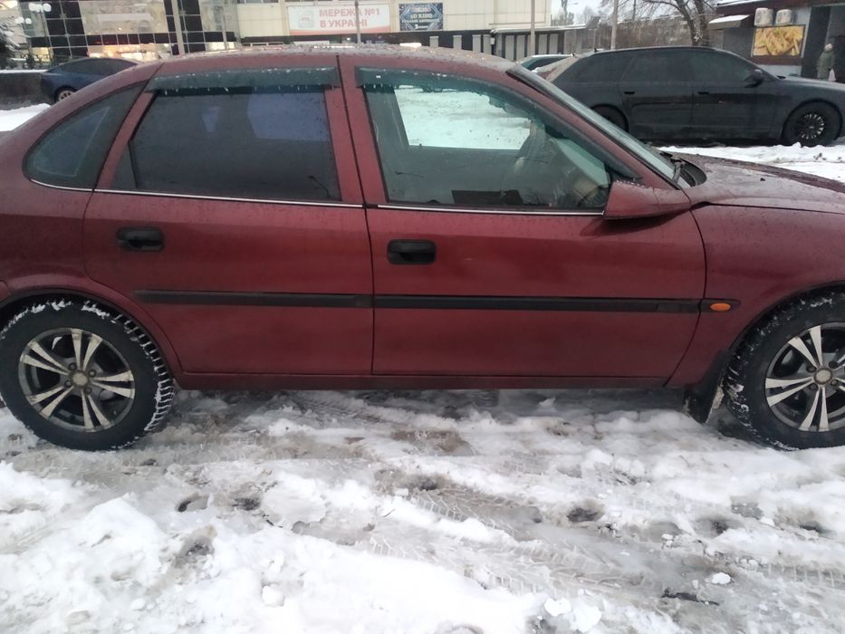 Продам Опель вектора