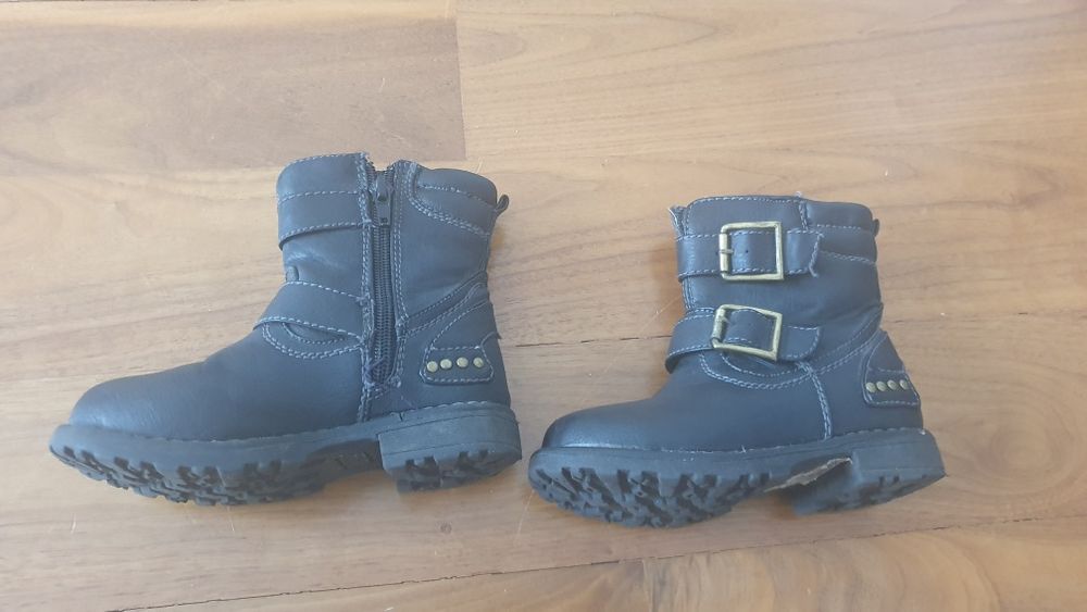 Buty zimowe kozaki r. 25