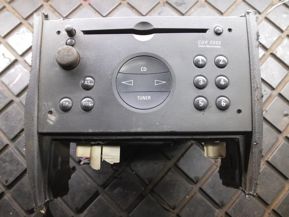 OPEL CORSA C 2001r RADIO CD 24423503