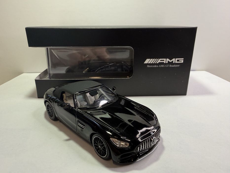 Mercedes AMG GT Roadster 2017 Magnetite Black model  1:43
