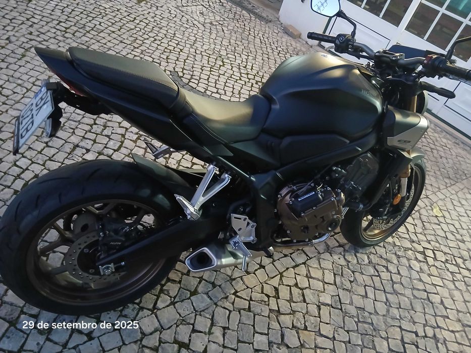 Honda CB650R e-clutch