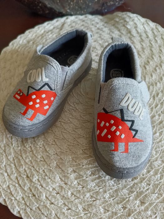 Buty chłopięce rozmiar 22