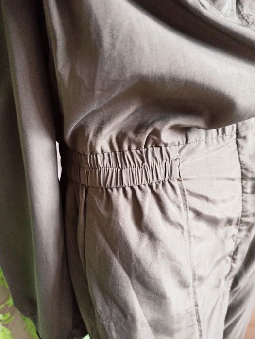 Sg Piękny kombinezon damski 36 , S długi kombinezon 36 , S