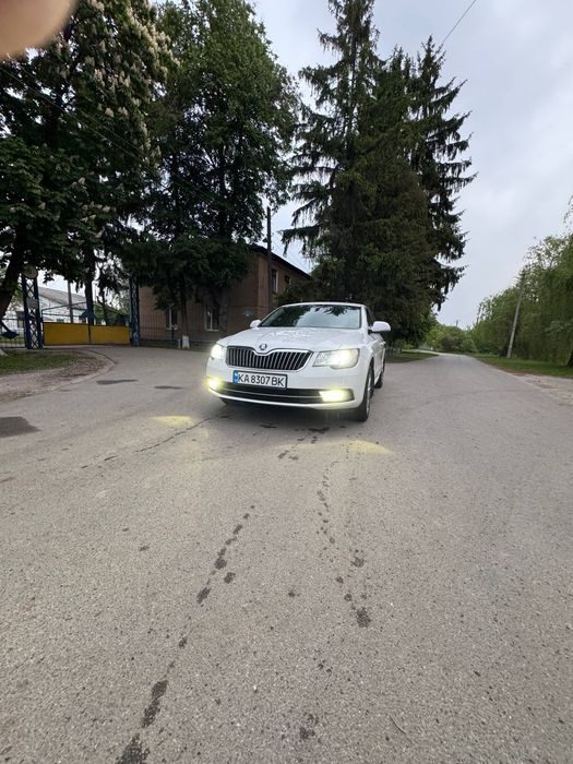 Skoda Superb 2014 VIN TMBAB43T3EB301028 фото оголошення 12 з 24