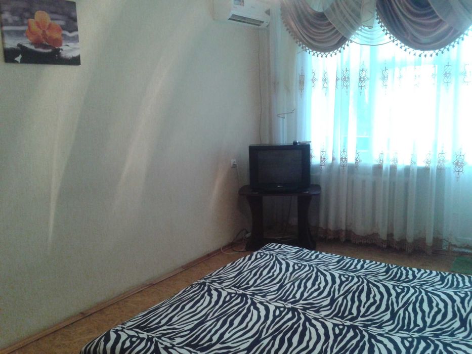 Гарненька квартирка Центр, стадіон Спартак. Подобово та Погодинно.