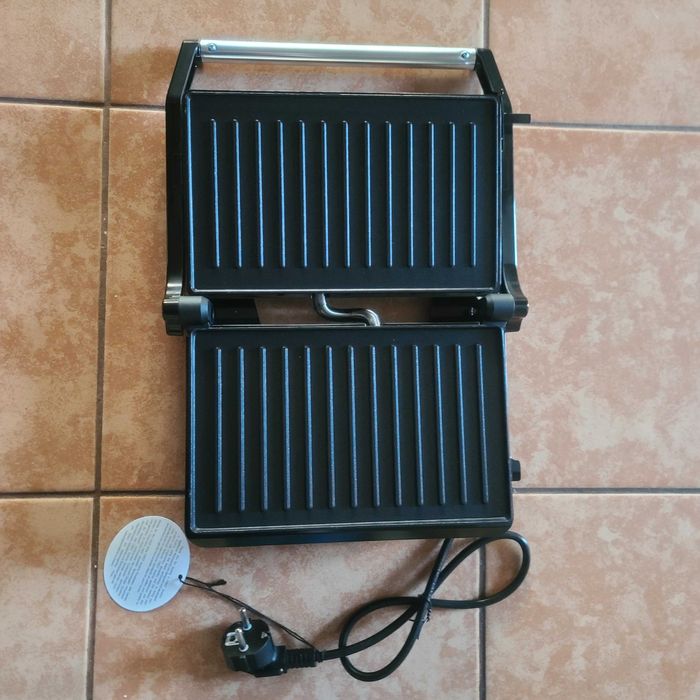 Електрогриль First FA-5343-4 Австрія 700Вт настільний притискний супер