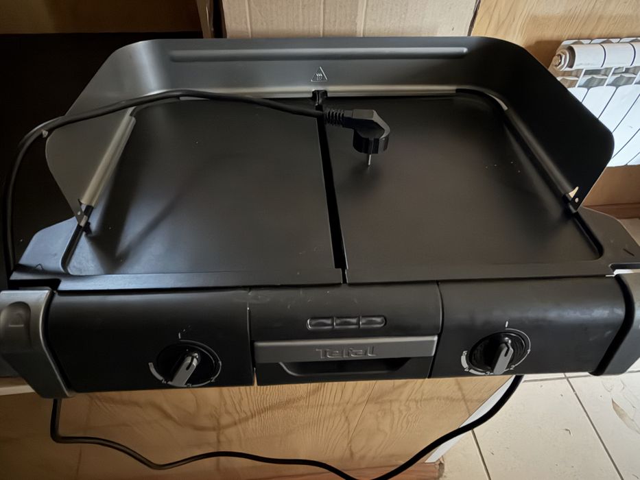 Гриль TEFAL Family Flavor TG805N10 Plancha & Grill