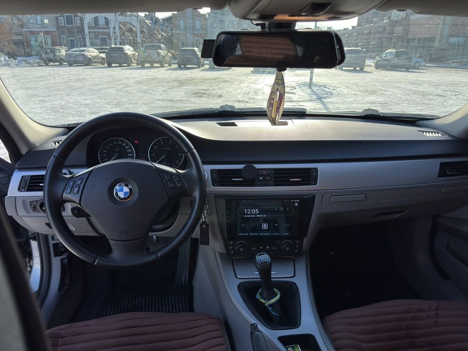 Продам BMW e91  2006р