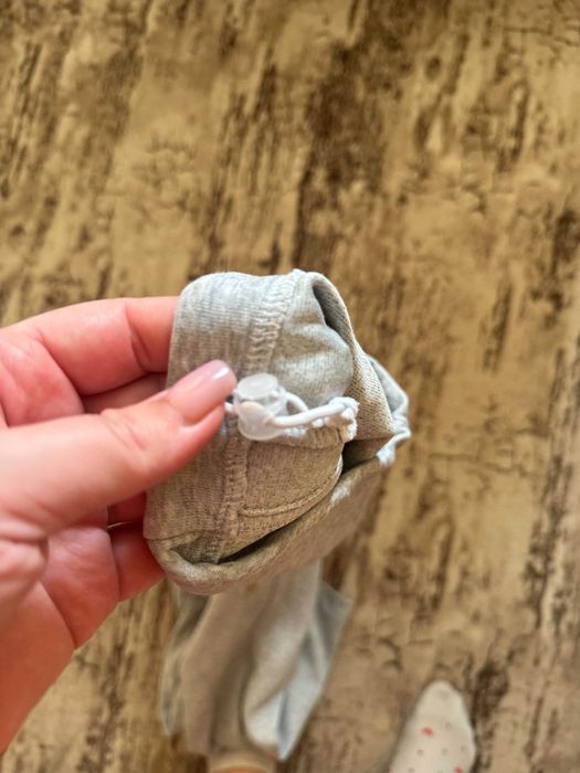 Спортивні штани на дівчинку 150 розмір