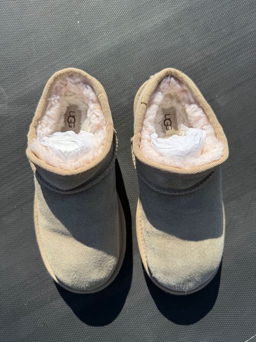 Нові дитячі UGG Kids Classic Slipper — Розмір EU 33.5 (21 см) / Оригінал