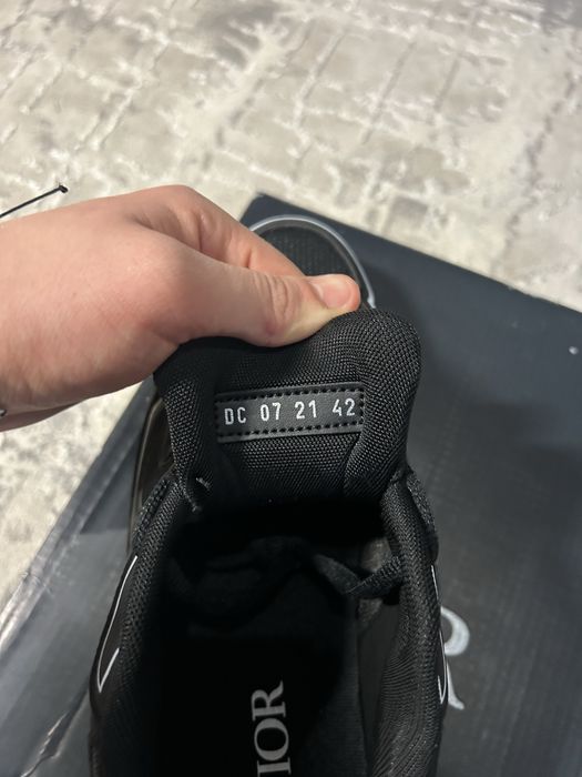кросівки Dior b30