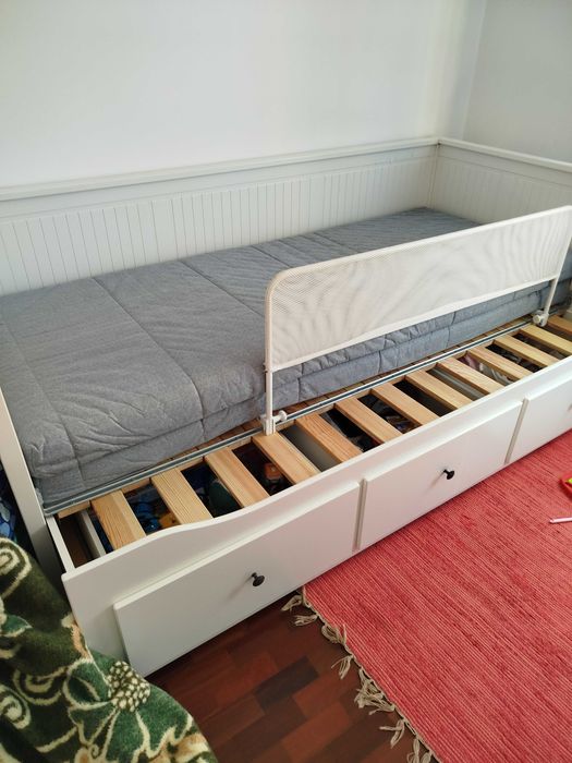 Vendo cama semi nova