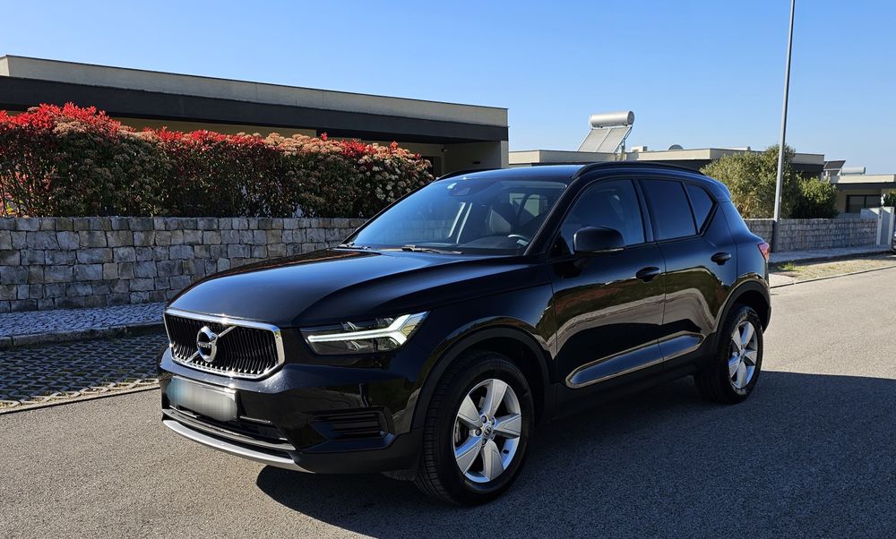 VOLVO XC40 2.0 D3 Momentum