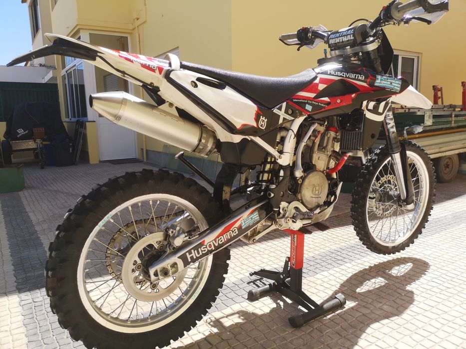 Husqvarna TE 510 de 2009 com 9 kw de registo no livrete.