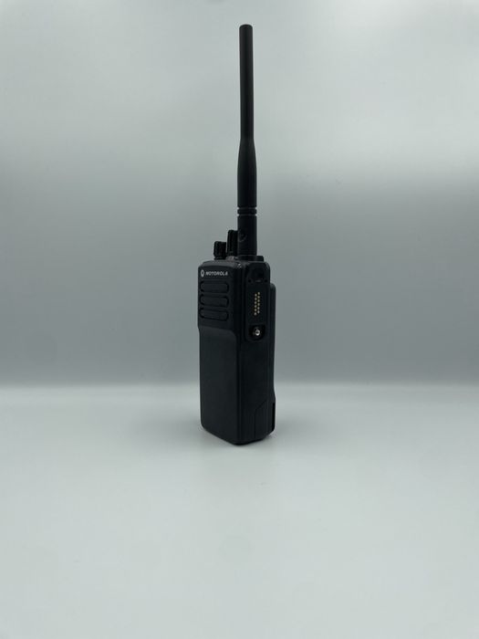 Продам Motorola DP4401e нова