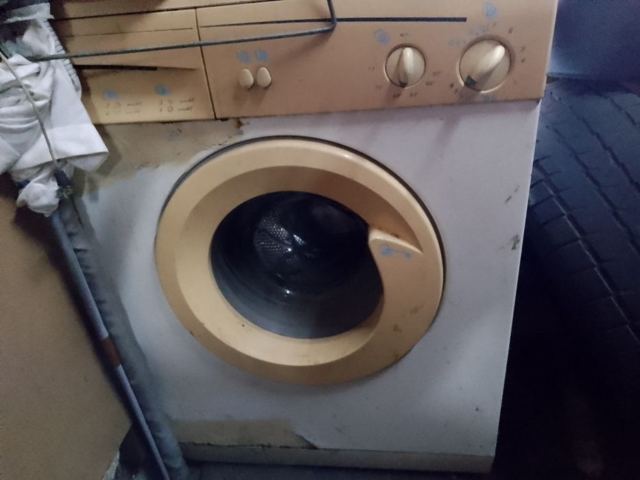 Пральна стіральна машинка автомат Ignis