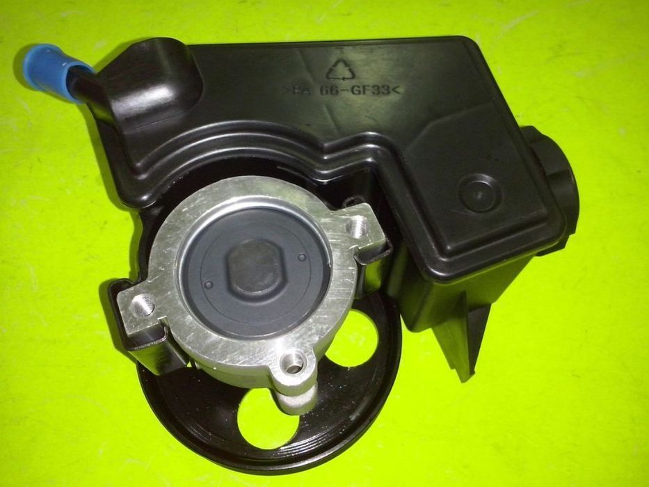 Bomba direcção Peugeot 206 Partner Citroen Berlingo 2.0 Hdi NOVA