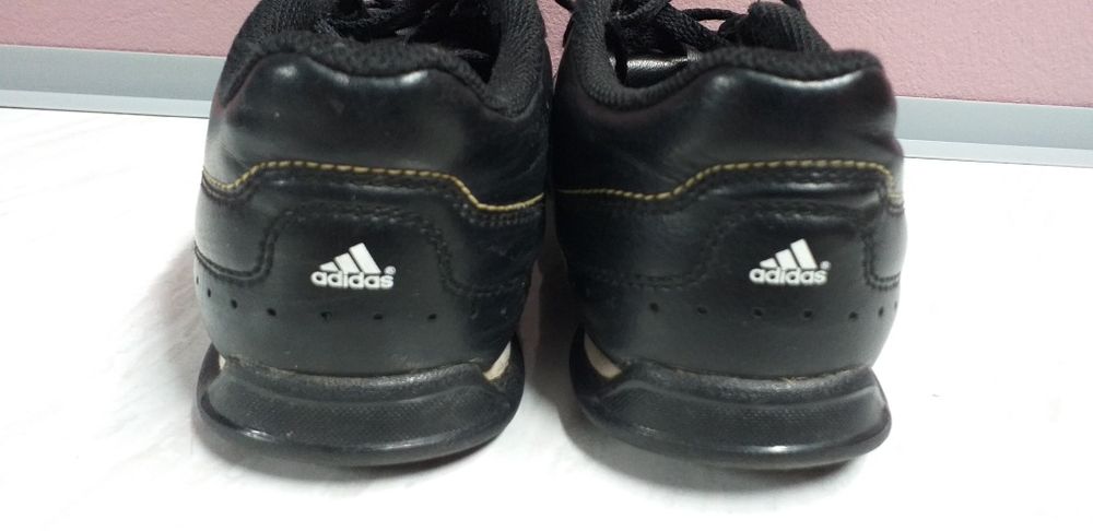 Halówki AdiQuestra, buty Adidas rozm. 34