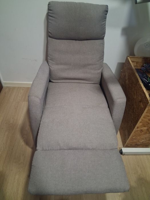 Vendo cadeirão reclinável