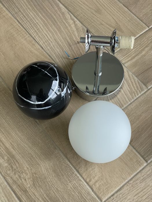 Kinkiet z marmurową kulką jak Aromas del campo