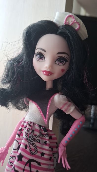 лялька Monster High Draculaura із серії Shriek Wrecked