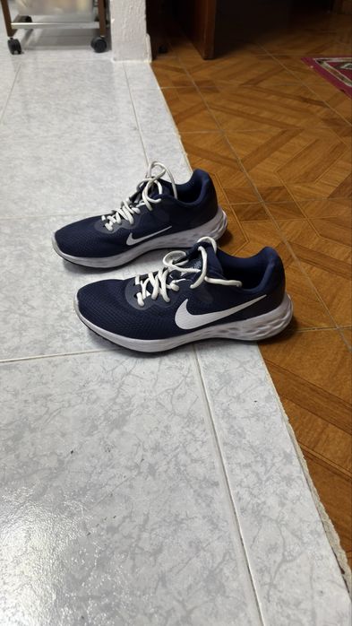 Sapatilhas Nike Revolution 6