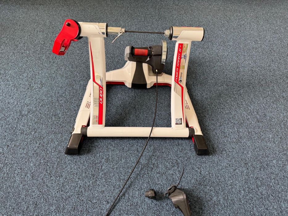 Trenażer rowerowy ELITE Qubo Power Mag Smart B+