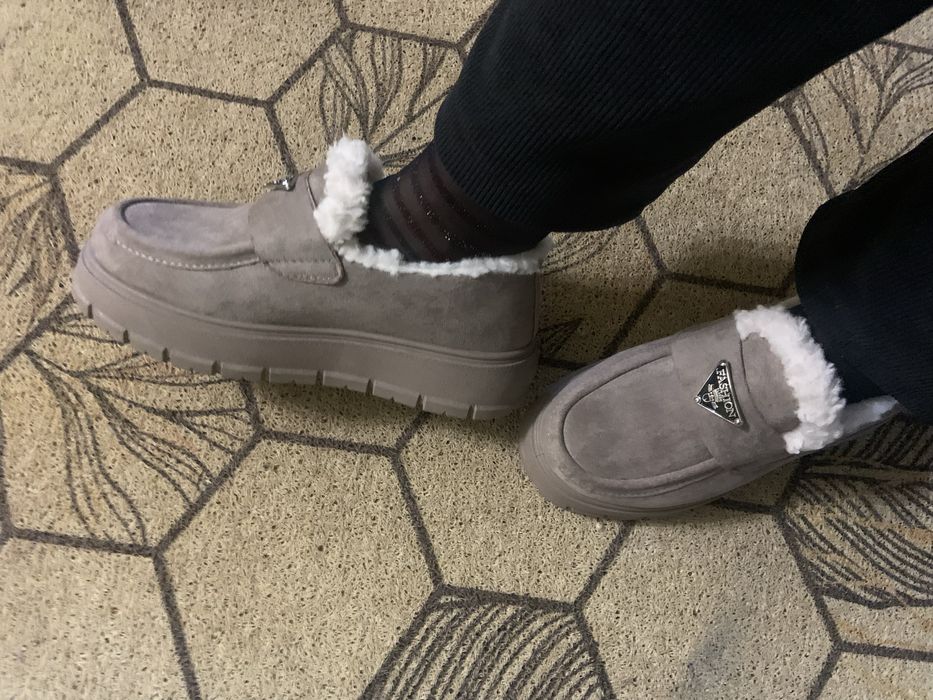 Продам туфлі.