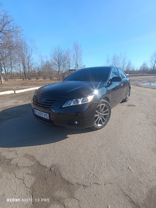 Тойота Камрі продам