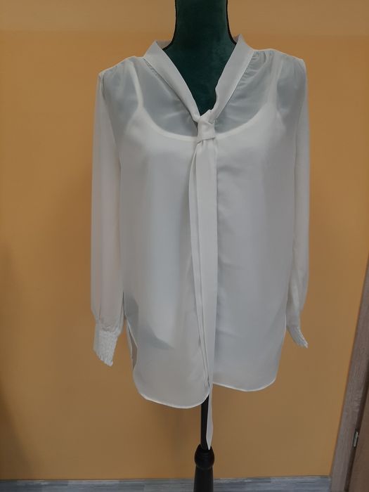 Biała bluzka wizytowa rozm.42