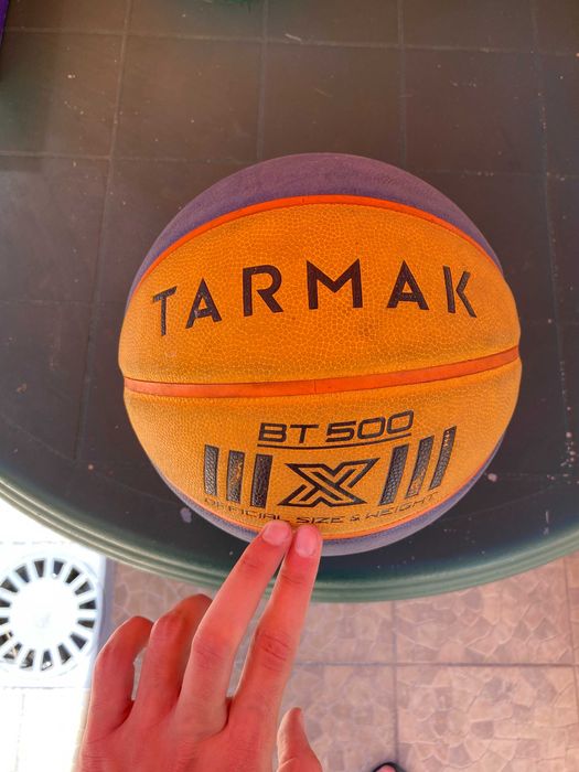 Bola Basketball - Tarmak BT 500 (Peso e dimensão oficial)