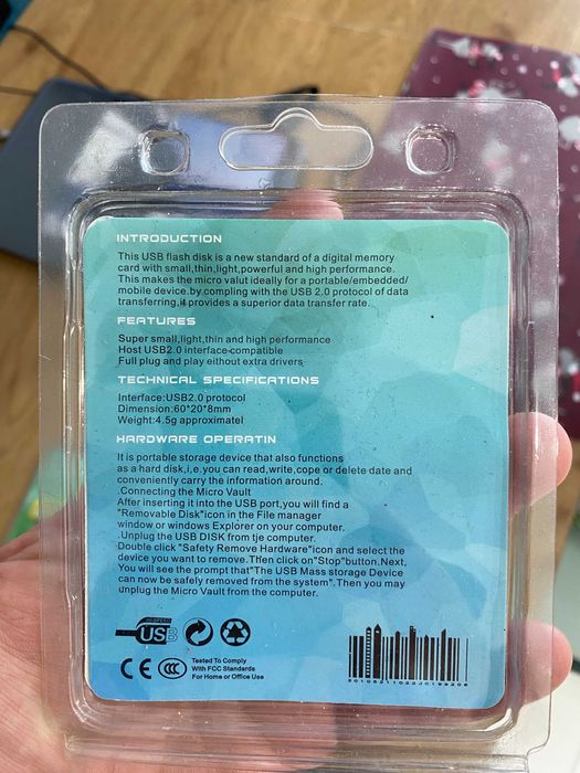 Pendrive USB 8GB wyprzedaż po sklepie dużo sztuk nowy rozne kolory