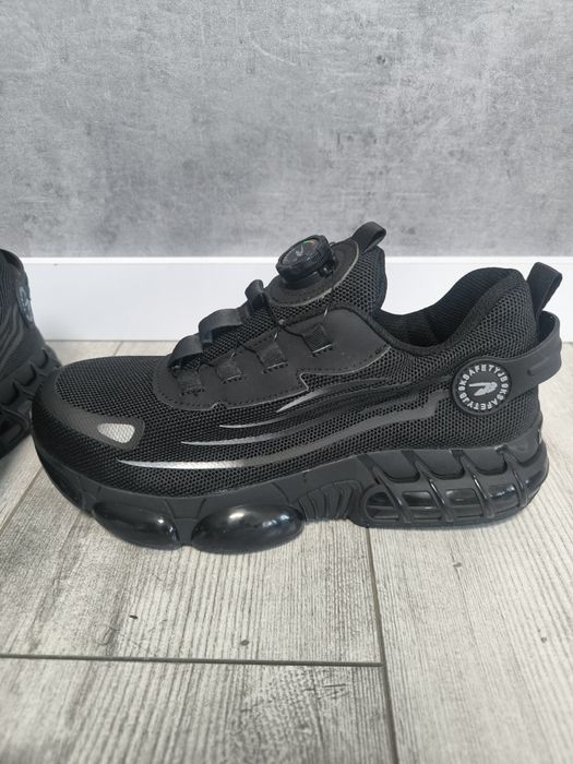 Nowe buty robocze