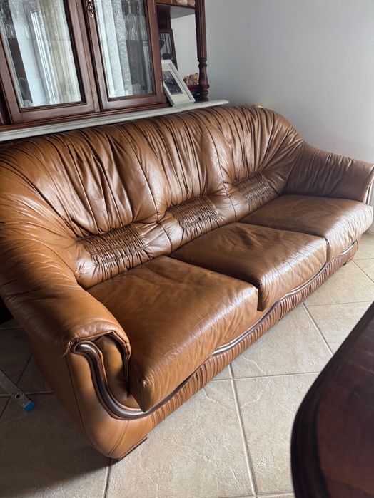 Sofas cama,e mesinha de salão