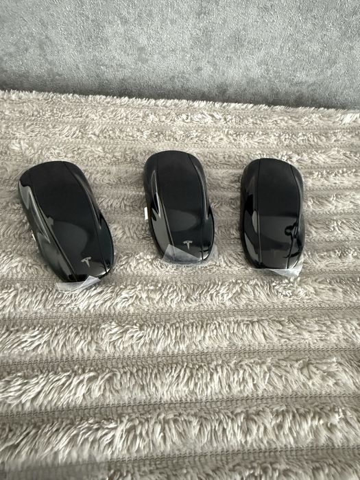 Ключ-машинка TESLA MODEL S 2021-2024р