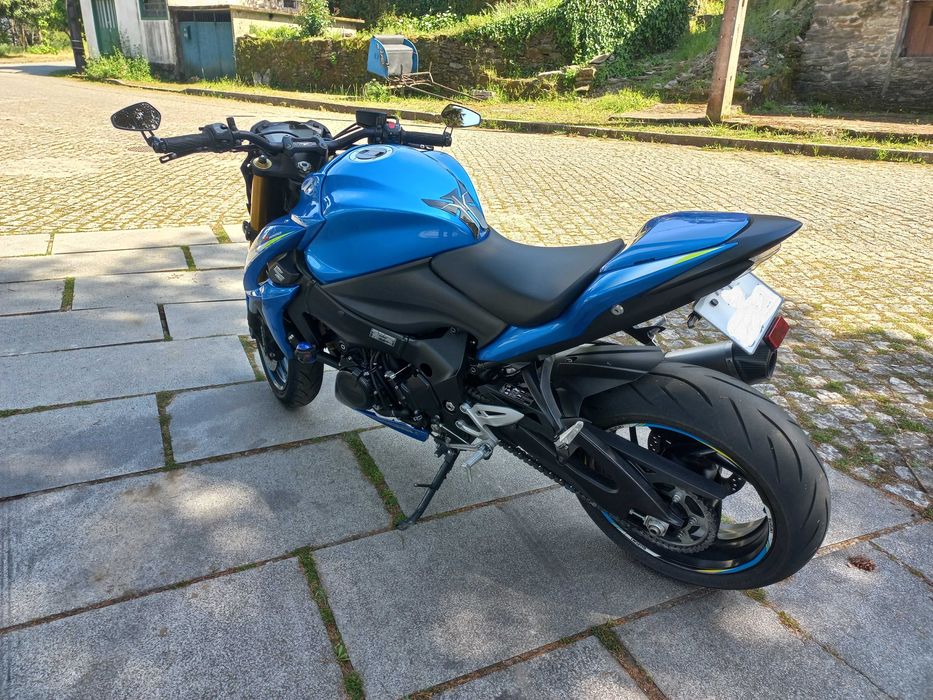 Suzuki GSX S 1000