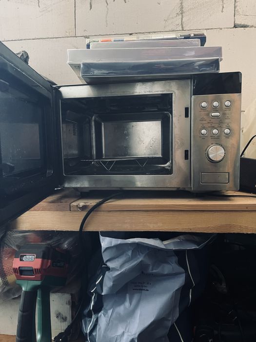 Прода мікрохвильову  піч