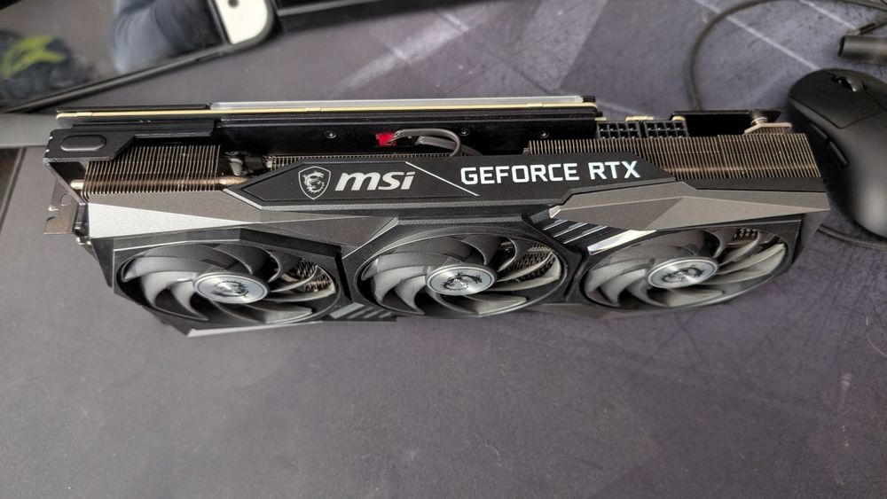 GeForce Rtx 3060 ti MSI  gaming trio Z