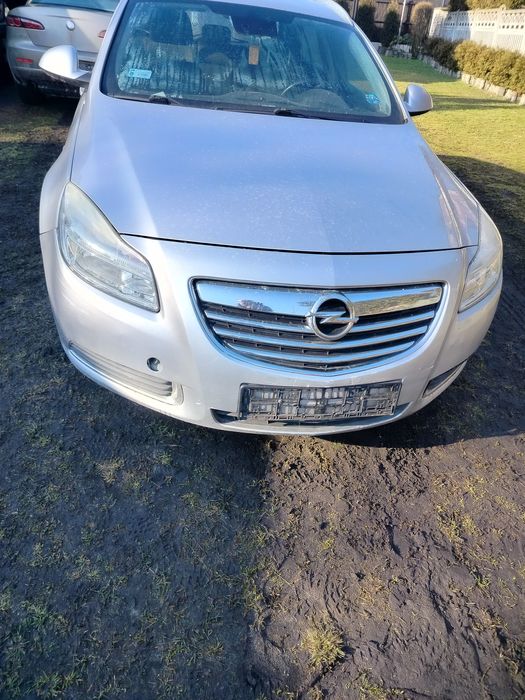 Zderzak przedni Opel Insignia