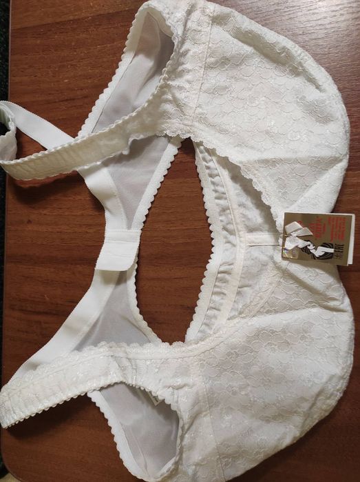 Жіночій бюстгалтер "Еліта" 350 грн