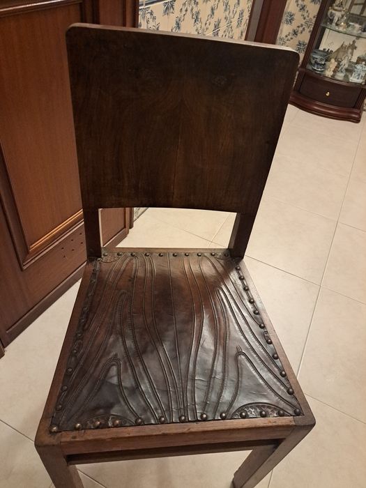 4 Cadeiras  ikea STEFAN
Ver em 3DCadeira de madeira leve com ripas v