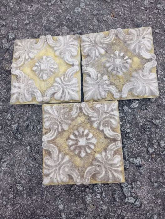 Vendo azulejos muito bonitos bom estado