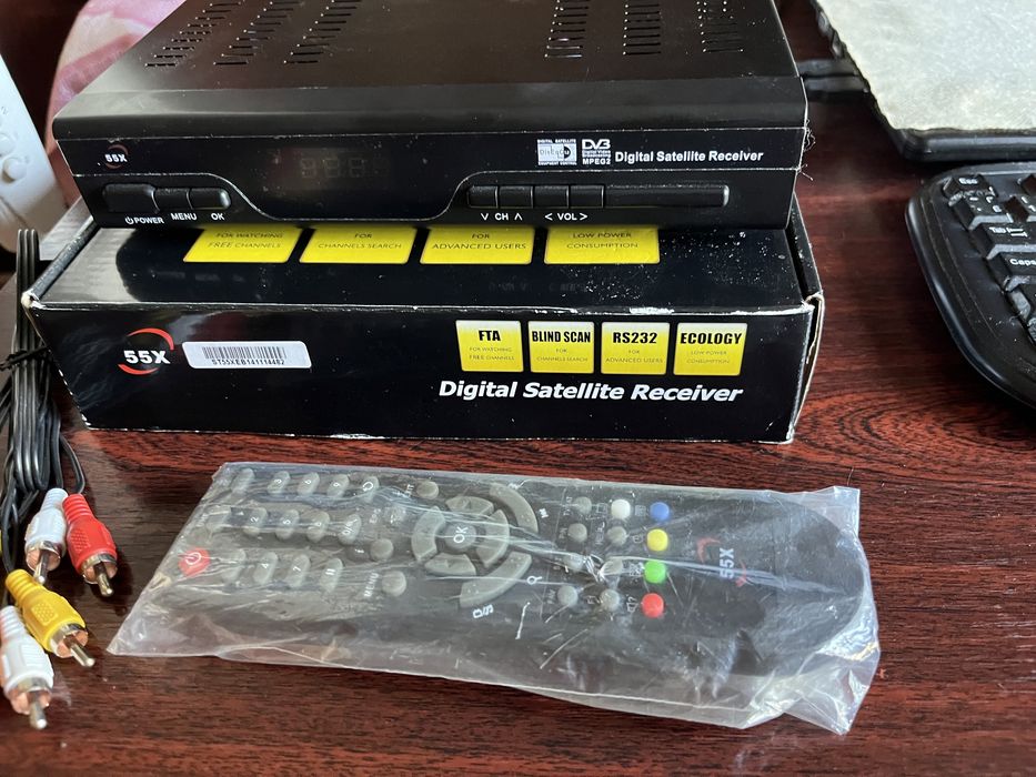 Супутниковий ресивер 55X Plus