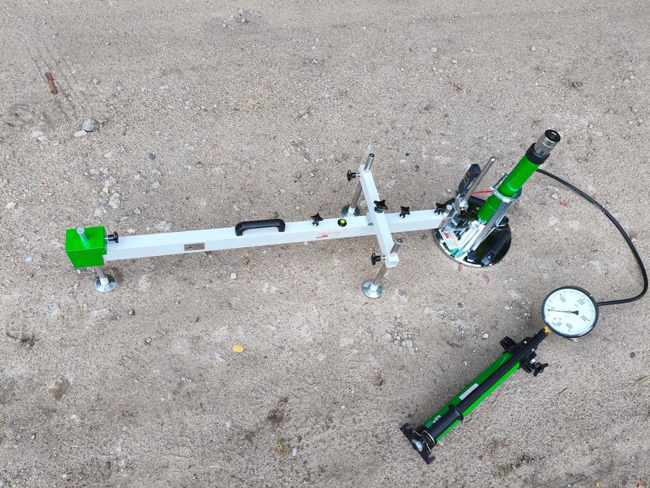 Geolog. Badania geologiczne gruntu. Geotechnika. Opracowania